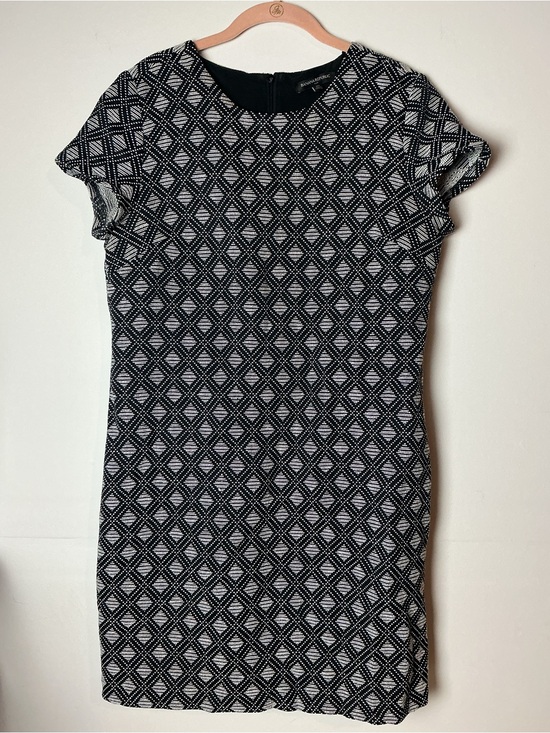 Banana Republic Dresses & Skirts - Banana Republic Geometric Dress - Size 10